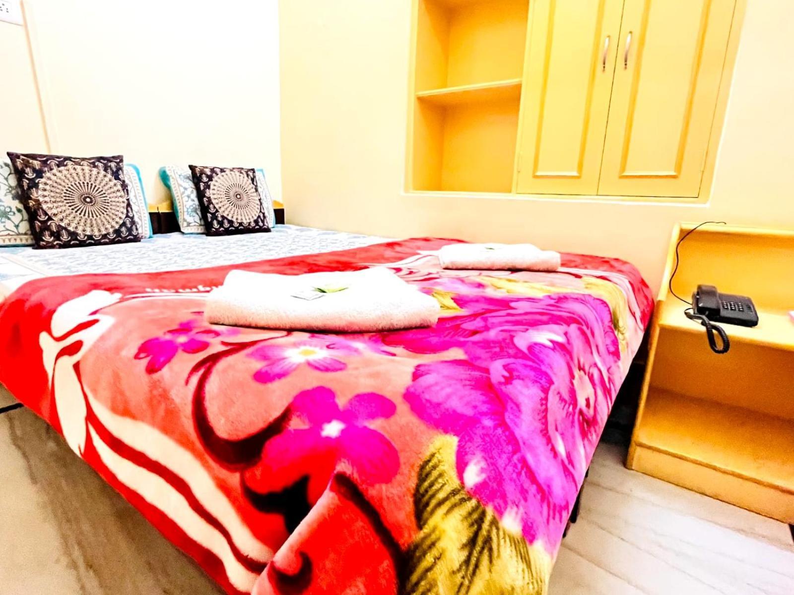 Hotel Himmat Niwas Jaisalmer Δωμάτιο φωτογραφία